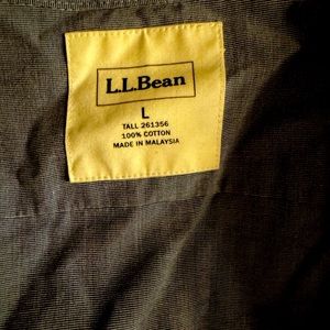 LL Bean Men’s Casual L Business Casual Button Down